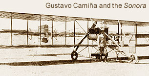 Gustavo Salinas Camina with the biplane Sonora